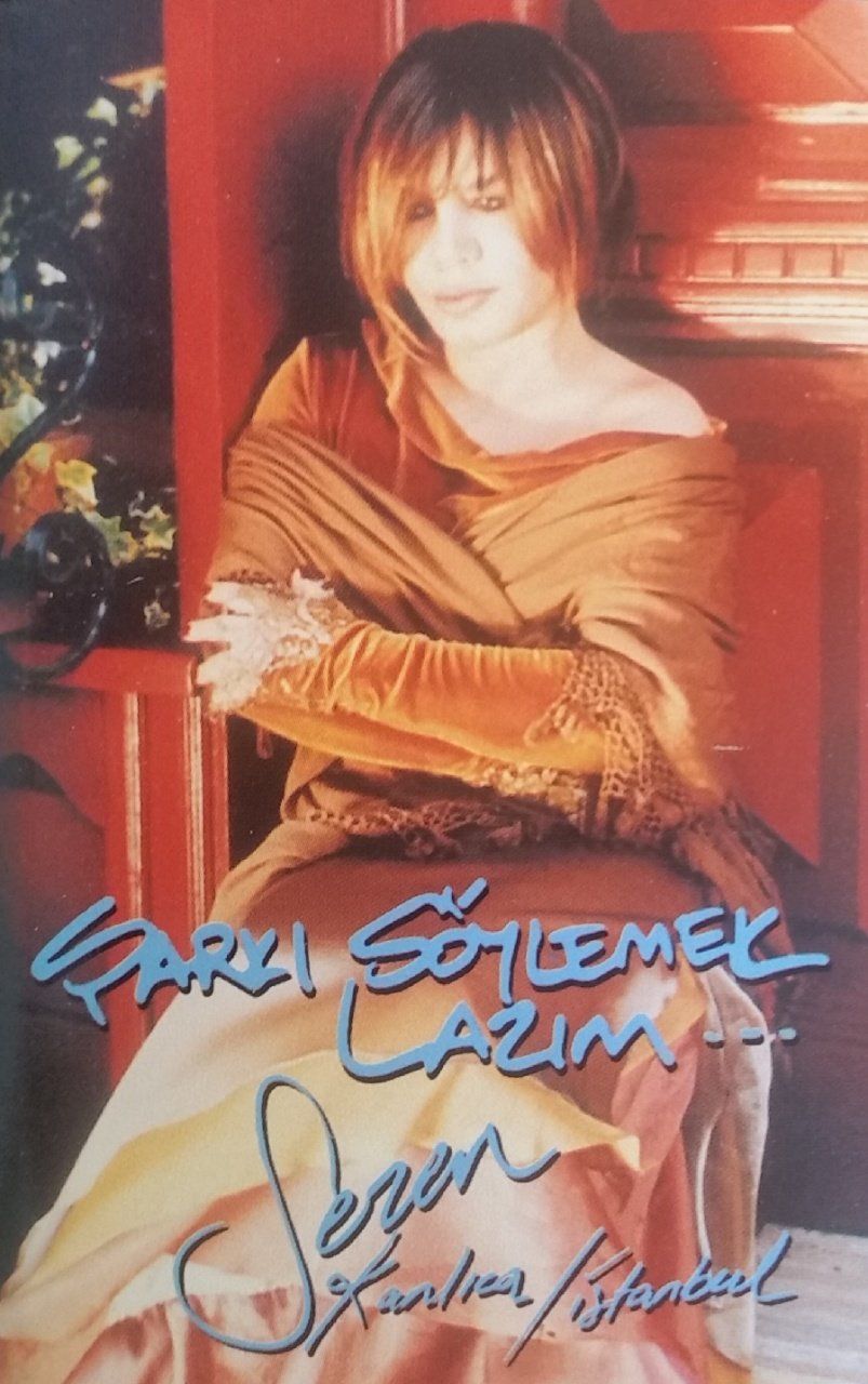 SEZEN AKSU - ŞARKI SÖYLEMEK LAZIM (MC)