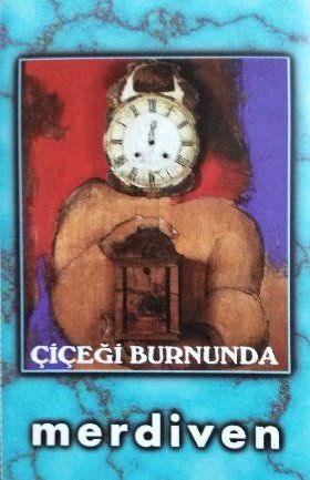 MERDİVEN - ÇİÇEĞİ BURNUNDA